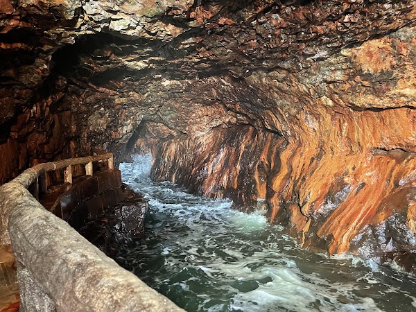 Sandanbeki Cave 5