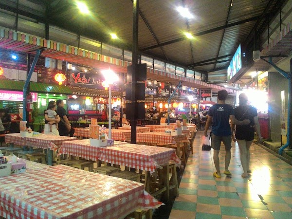 Chiang Mai University Night Market 2
