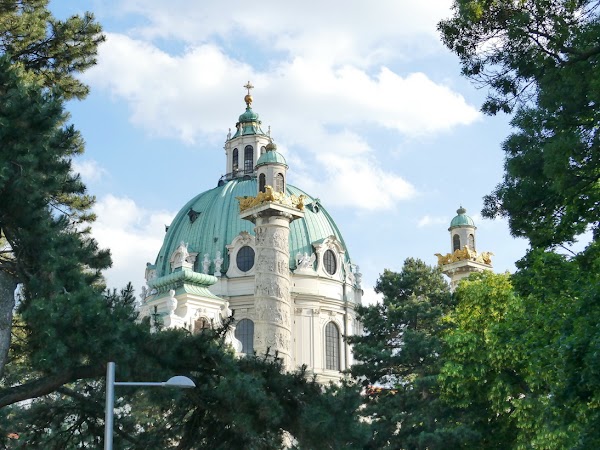 Karlskirche 3