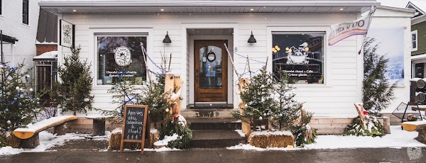 L'Échappée Belle - Café, librairie, chocolats & crèmes glacées artisanales
