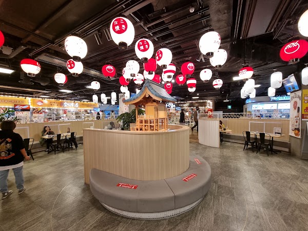 Daiba 1-chome Shopping Street 5