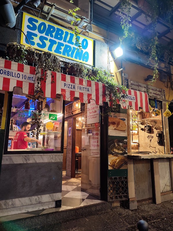 Antica Pizza Fritta da Zia Esterina Sorbillo