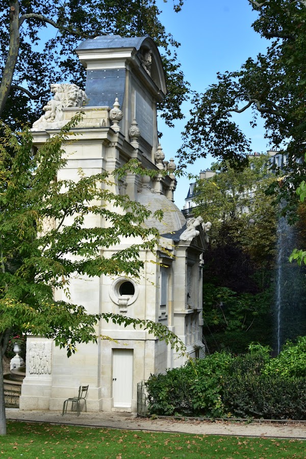 Medici Fountain 2