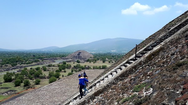Pyramid of the Moon 5