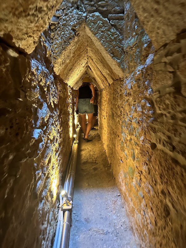 Eupalinus Aqueduct 4