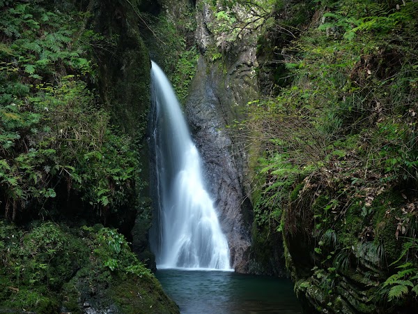 Kamaga Falls