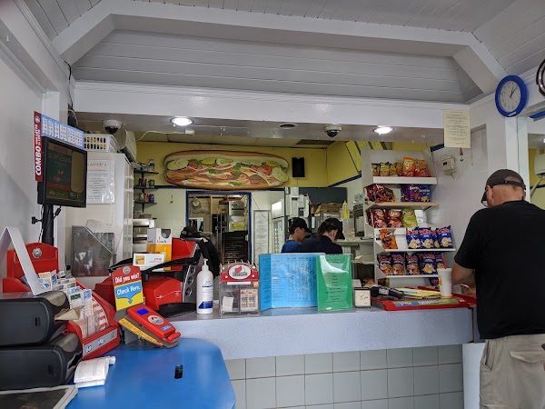 Kaiser's Sub & Sandwich Shoppe 3