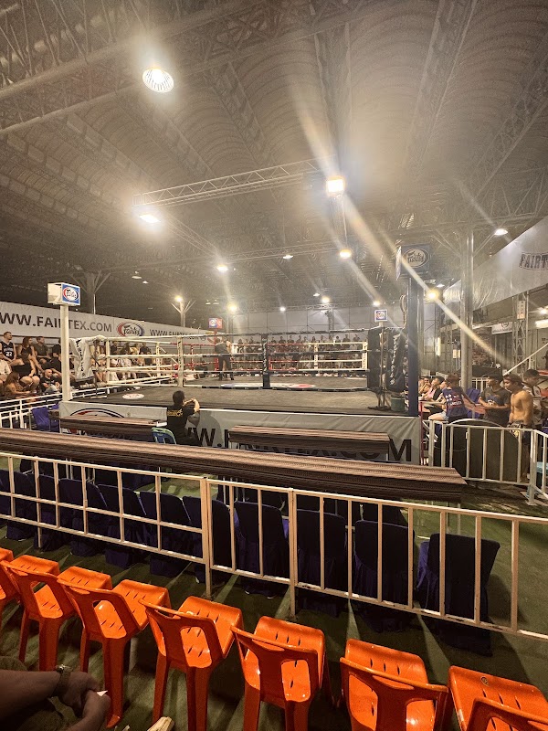 Fairtex Chiang Mai Boxing Stadium (Pavilion Night Barzaar) 5