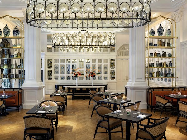 Tiffin Room