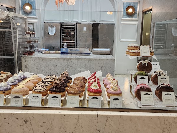 Donutique 5