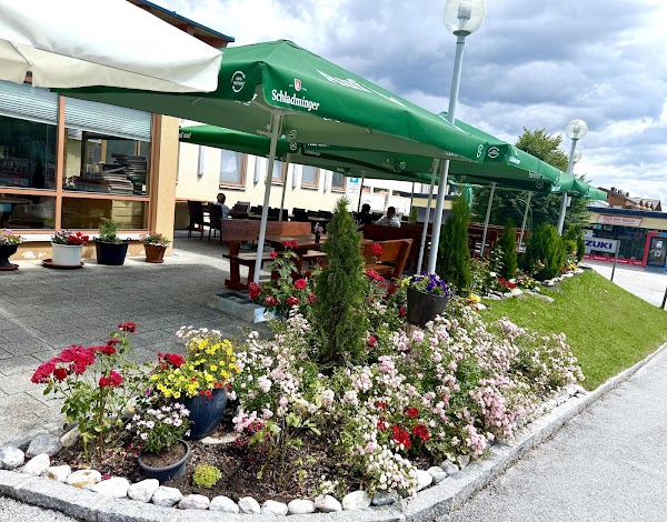 Zentrum Café Restaurant