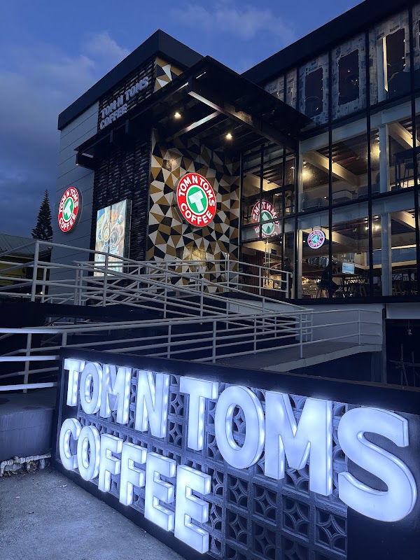 Tom N Toms Coffee Black - Taal View 1