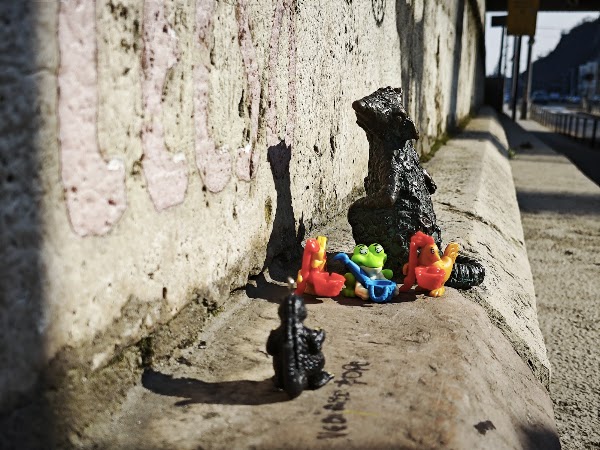 Lecso gastro rat mini statue by Kolodko 5
