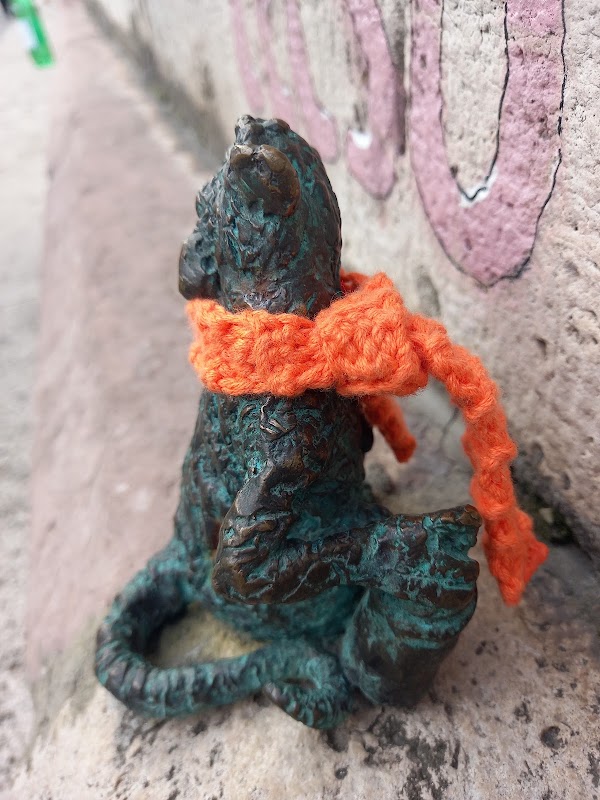 Lecso gastro rat mini statue by Kolodko 2