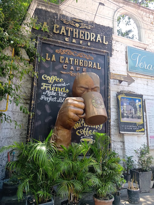 La Cathedral Cafe 3