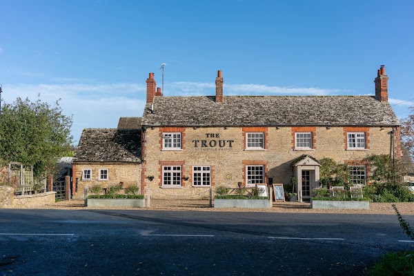 The Trout at Tadpole Bridge 3