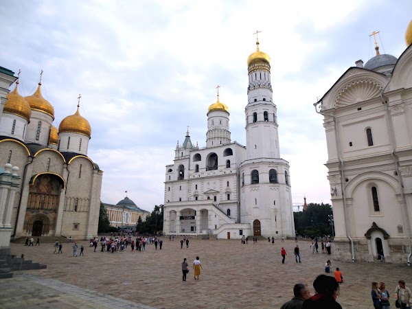 Sobornaya Square