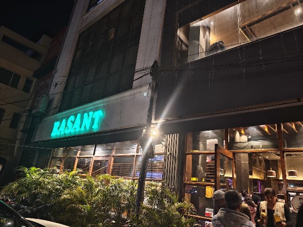 Basant Vegetarian & Ice-Cream