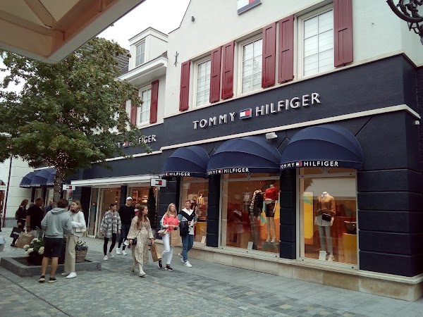 Tommy Hilfiger Outlet