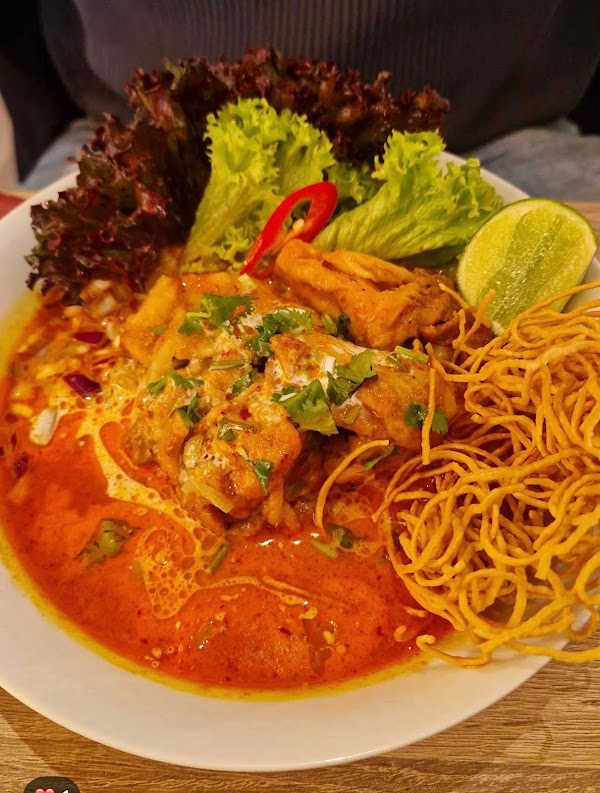 Siam Bowl Thai Noodles 4