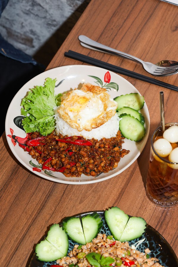 Siam Bowl Thai Noodles 2