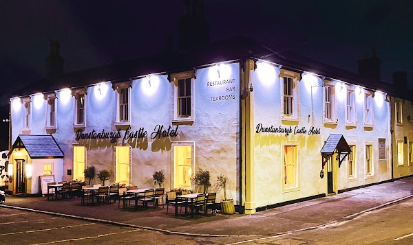 Dunstanburgh Castle Inn
