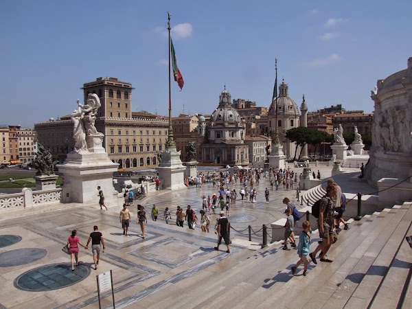 Piazza della Madonna di Loreto