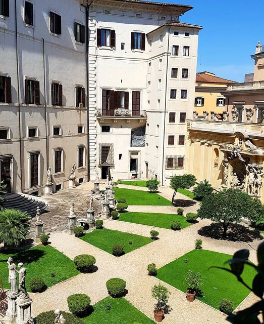 Palazzo Borghese 5