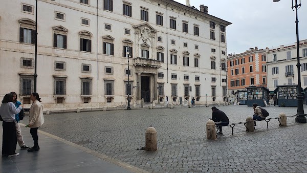 Palazzo Borghese 3
