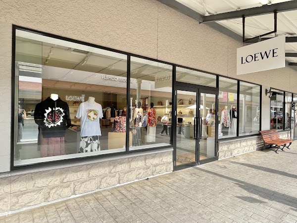 LOEWE Premium Outlets Kobe Sanda Store 1