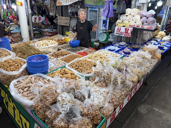 Jeju Traditional 5-Day Market 4