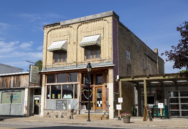 Short's Brewing Company Bellaire Pub