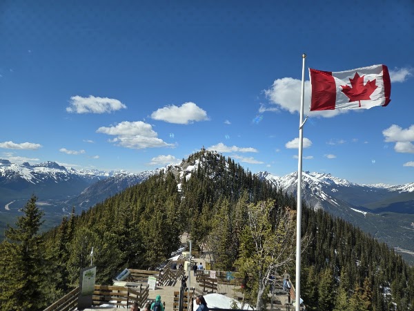 Sulphur Mountain 3