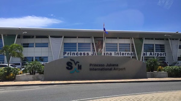 Princess Juliana International Airport 2