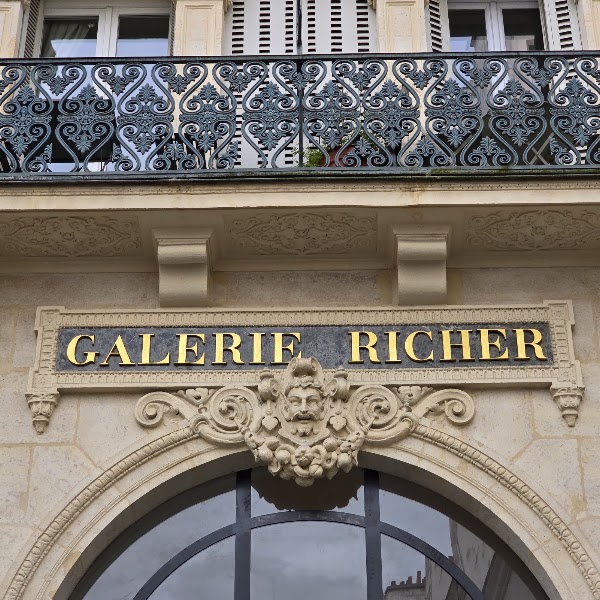 Noir Coffee Shop - Faubourg-Montmartre