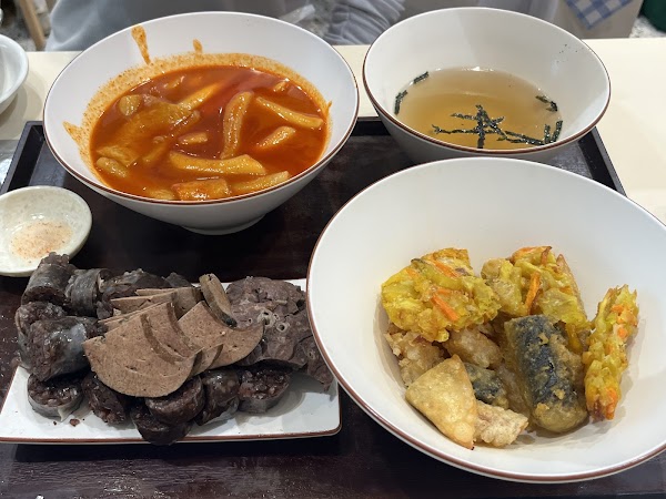 "Hyunsunine" - Korean street food chain restaurant 3