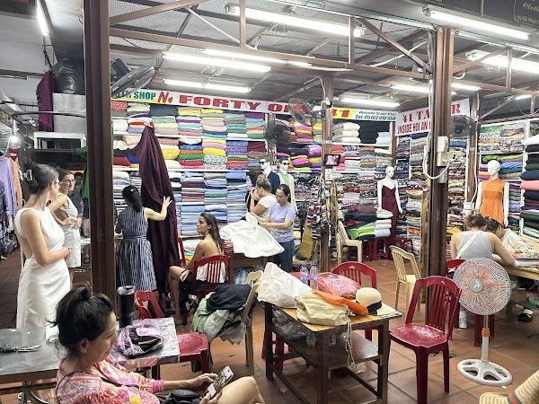 41 Tailor In Hoi An Cloth Market - The Only 41 Tailor in Hoi An 4