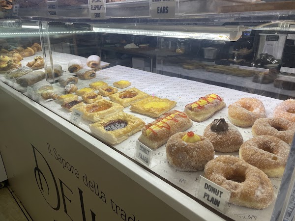De Lucia Bakery Buon Pane Italiano 5