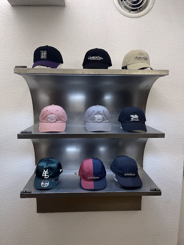 YESEYESEE Hongdae Flagship Store 3