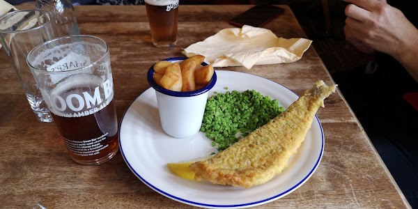 The Crown at Wells and Anton's Bistrot 5