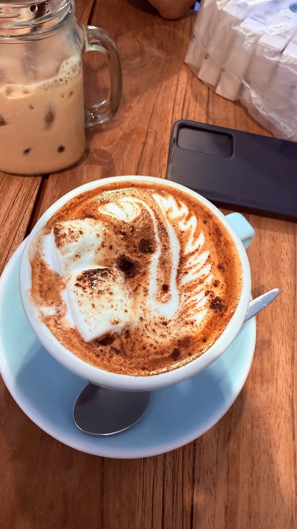 Anchor Cafe & Roastery 4