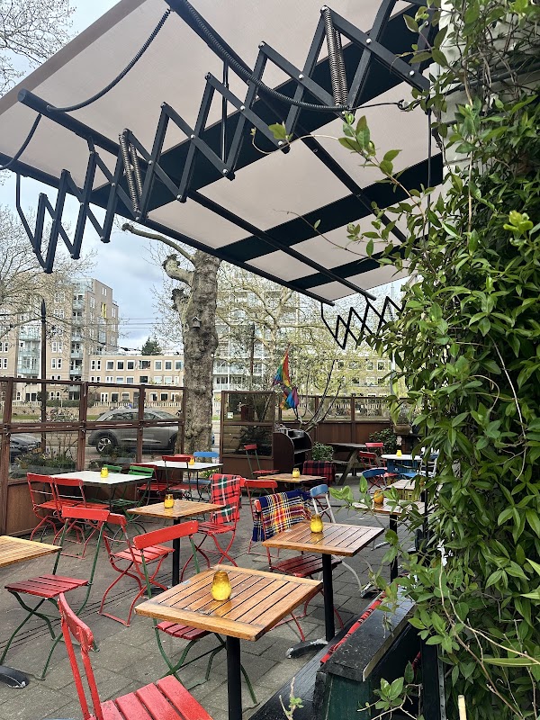 cafe De Kleine Bes 1