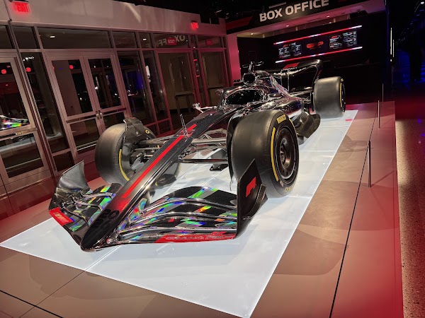 Grand Prix Plaza 5