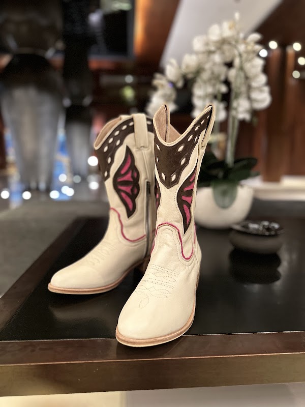 JJ LEATHER 4