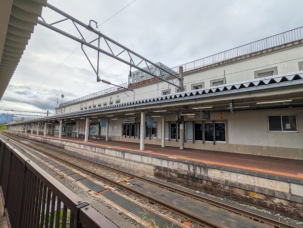 Ōishida Station 5