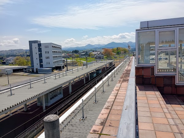 Ōishida Station 2