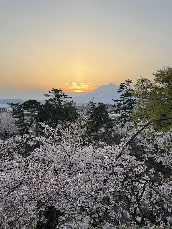 Hirosaki Castle 2