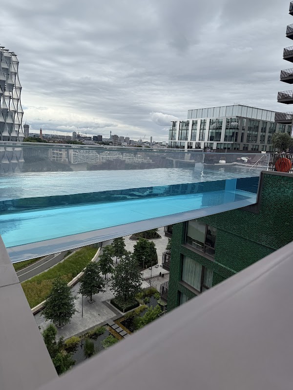 Sky Pool 4