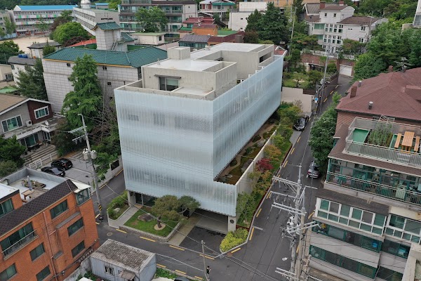 Park Seo-bo Foundation 4