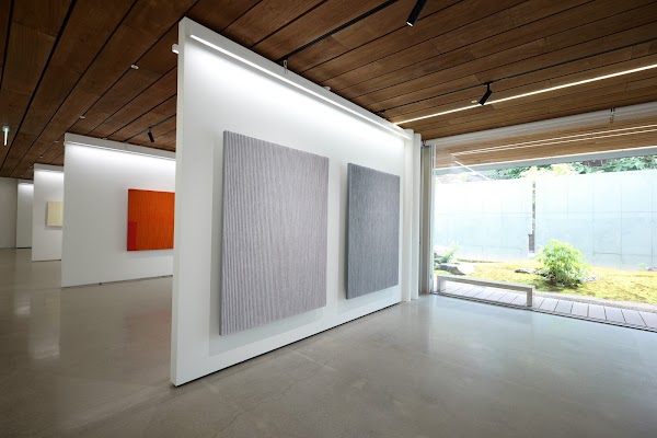 Park Seo-bo Foundation 3